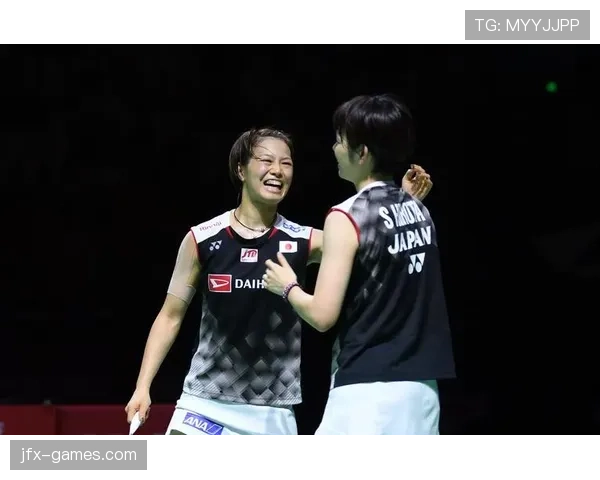 福岛由纪网前技术细腻 日本羽球名将展现精湛前场控制力
