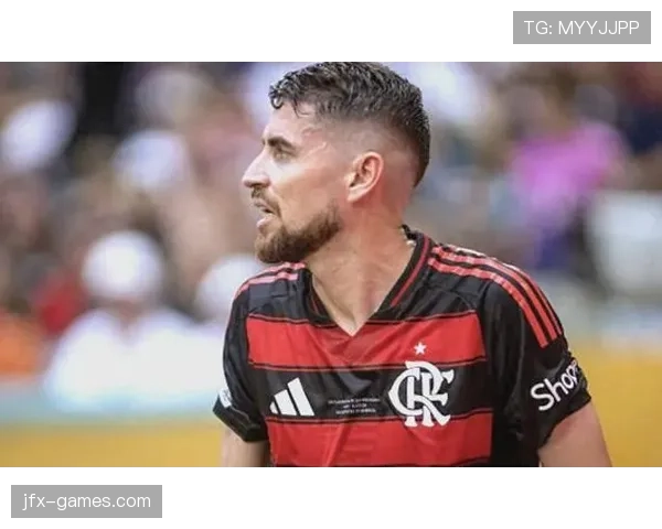 国际足坛巨震：明星球员转会潮引爆俱乐部实力重塑