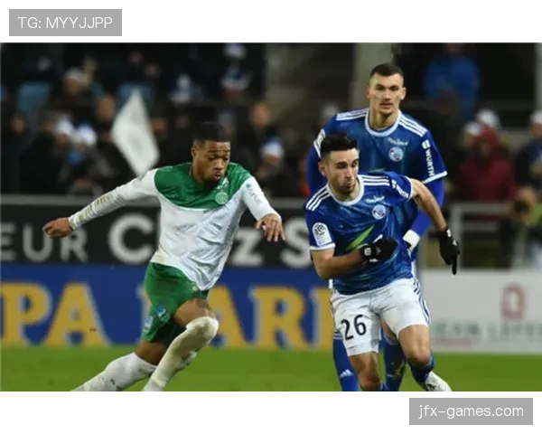 兰斯阵型调整引关注，新赛季战术风格成焦点