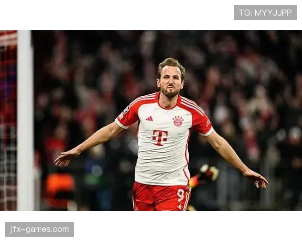 哈里·凯恩与莱万同代中锋数据及荣誉对比分析